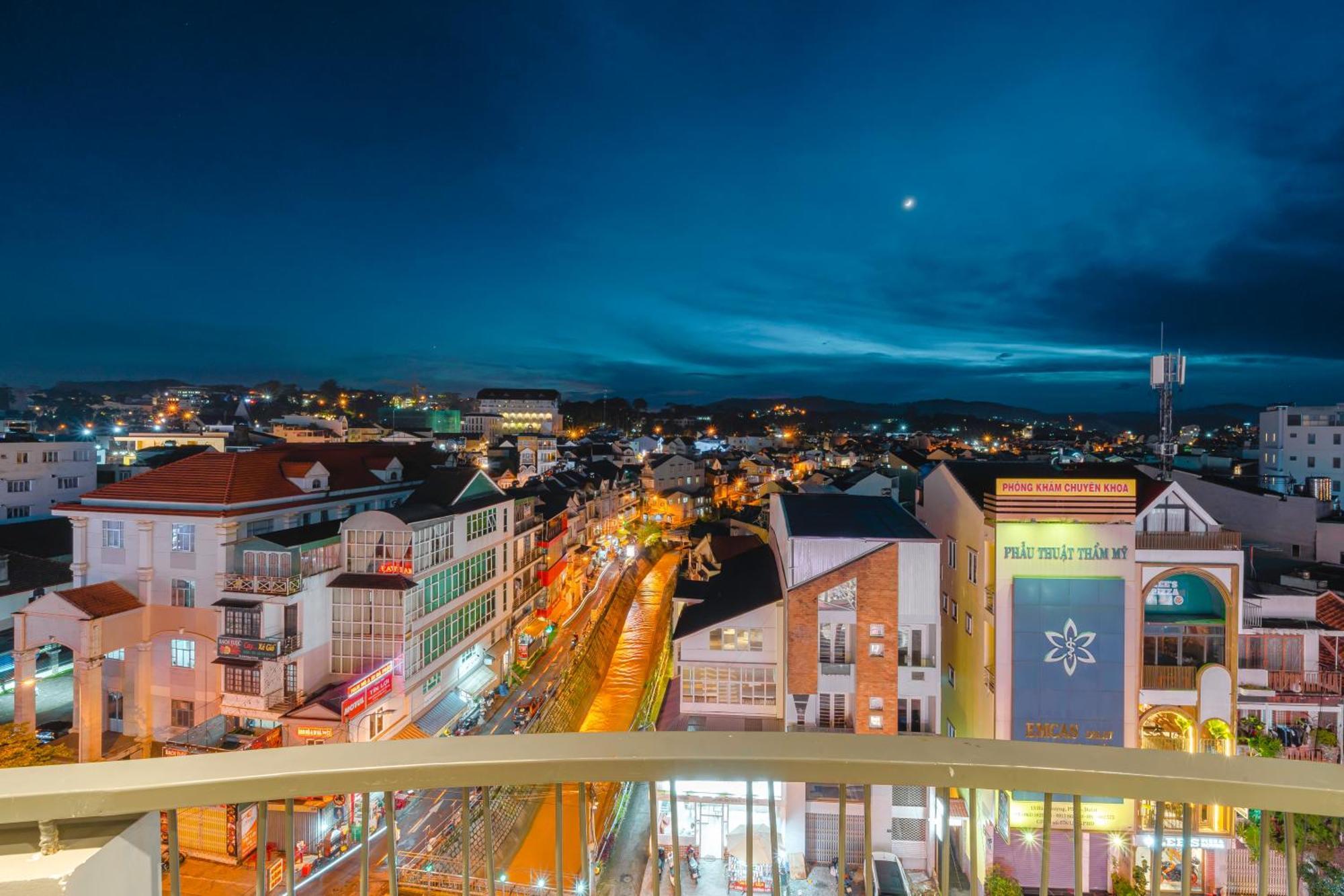 Ttr Central Apart Hotel Dalat Bagian luar foto